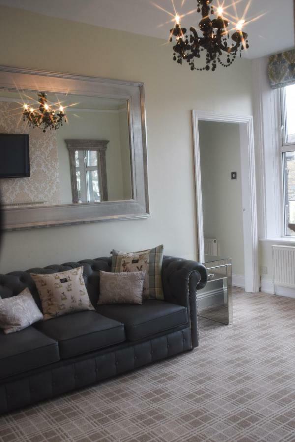 Апартаменти Harrogate Elite Living Екстер'єр фото