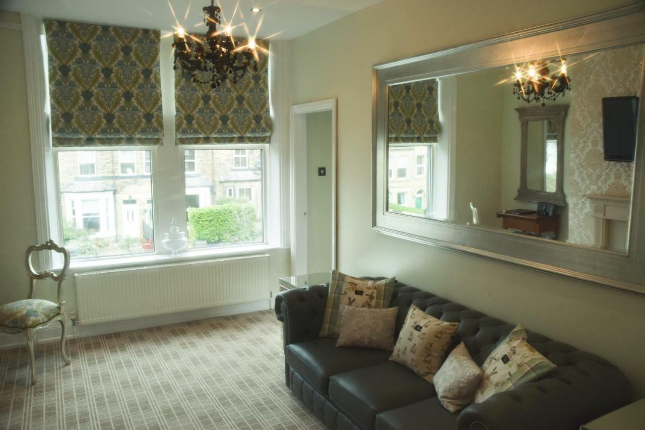 Апартаменти Harrogate Elite Living Екстер'єр фото